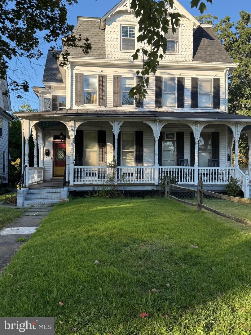 Property Photo:  211 W Commerce Street  NJ 08302 