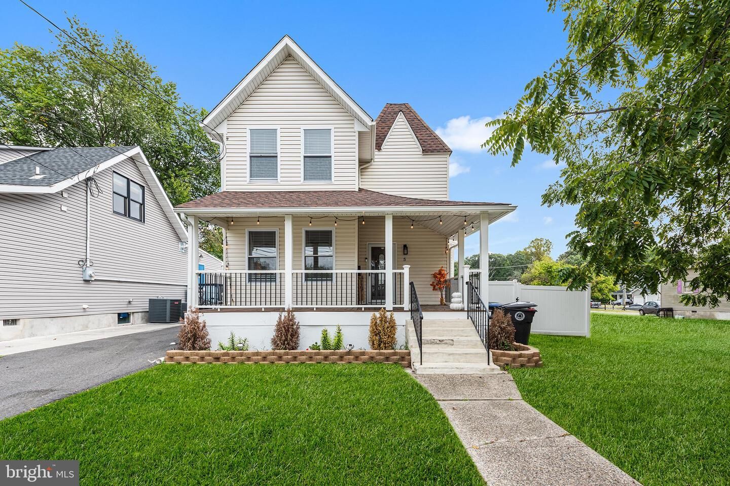 Property Photo:  5 S White Horse Pike  NJ 08021 