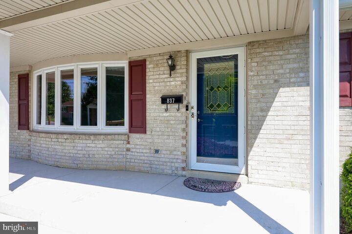 Property Photo: 837 Martin Avenue PA 17522