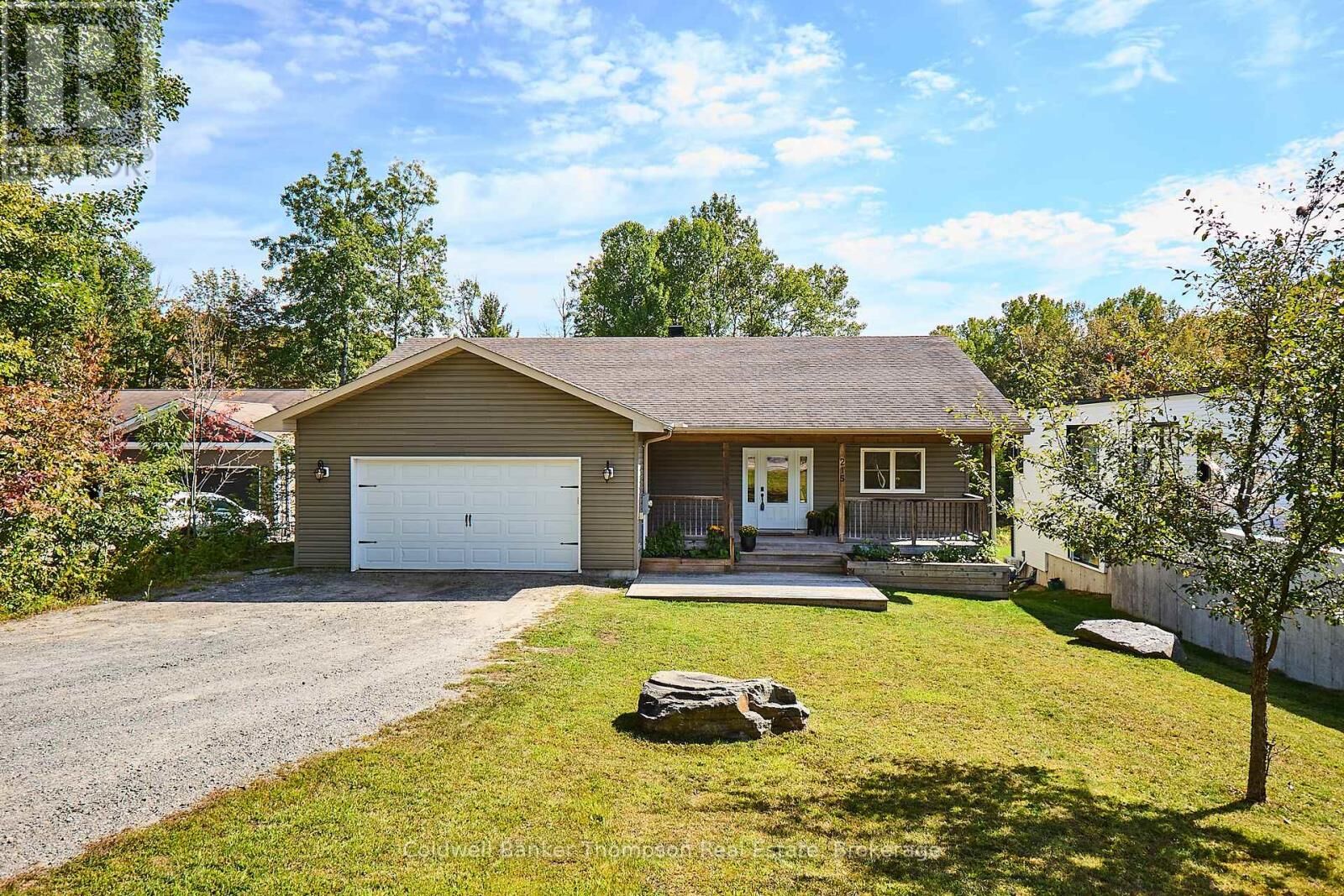Property Photo:  215 Town Line Road West  ON P1H 1S7 