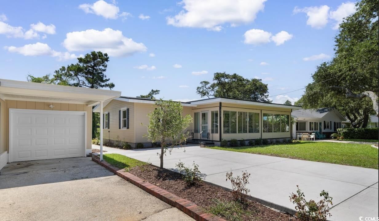 Property Photo:  409 14th Ave. S  SC 29582 
