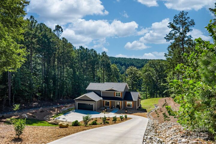 Property Photo:  2366 W Paradise Harbor Drive  NC 28612 
