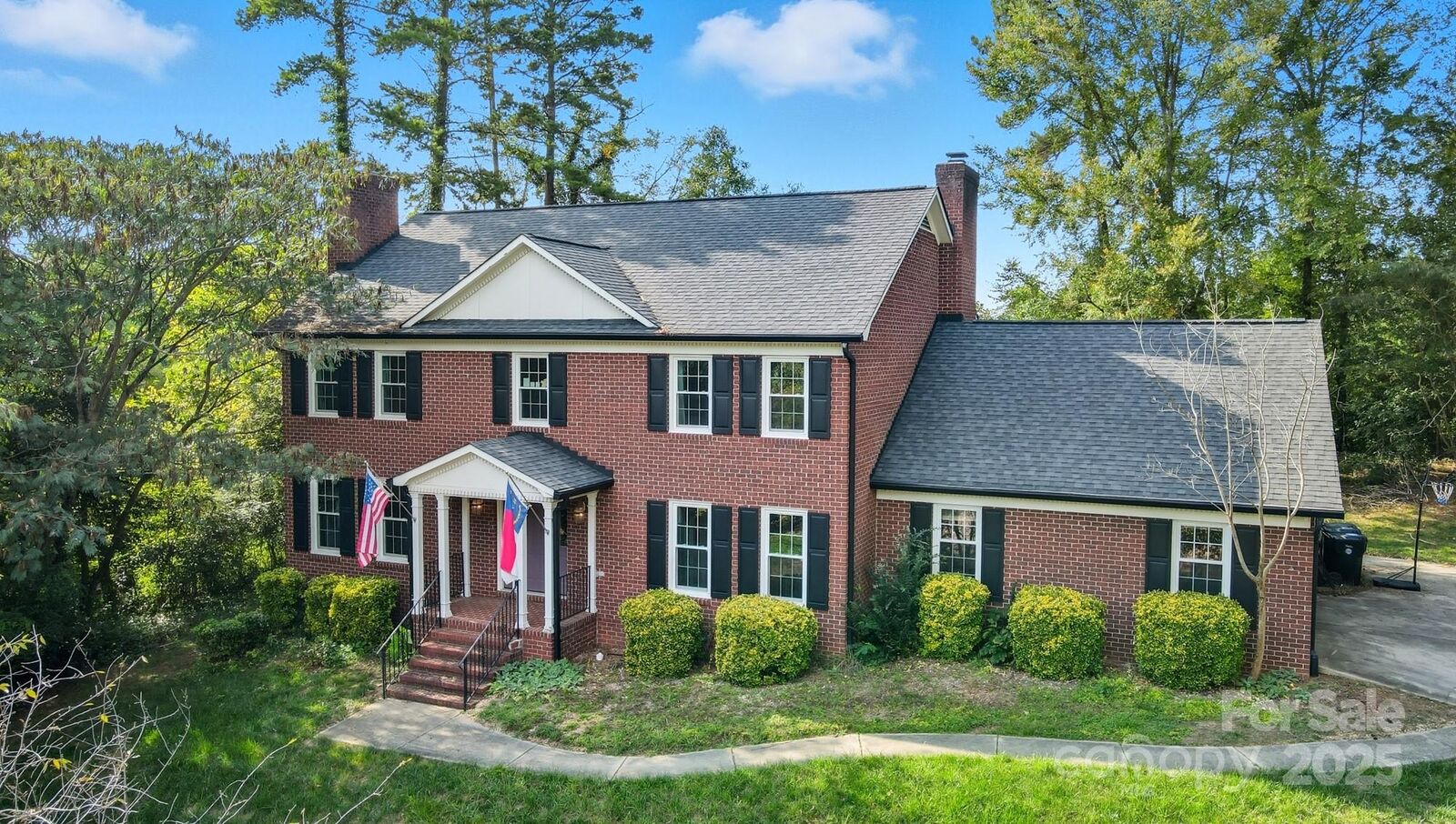 Property Photo: 428 Spruce Place SE NC 28025