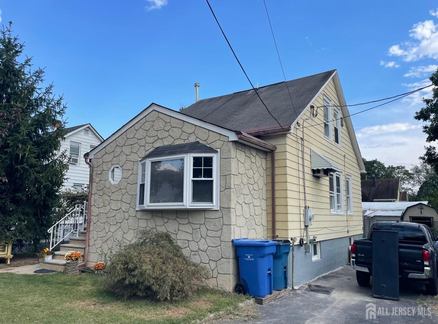 Property Photo:  118 Plainfield Avenue  NJ 08854 