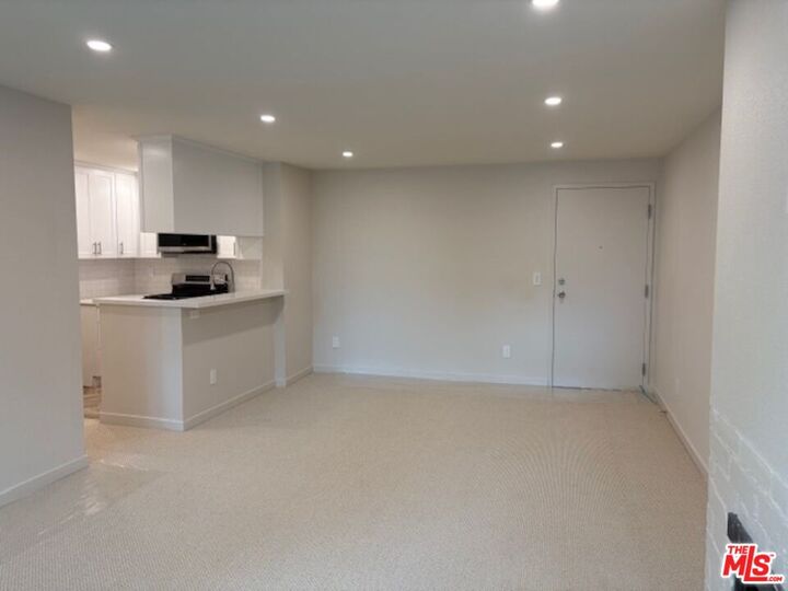 Property Photo:  6605 Green Valley Cir  CA 90230 