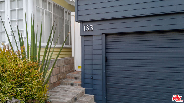 Property Photo:  133 Ocean Park Blvd  CA 90405 