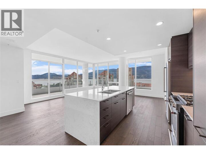 1181 Sunset Drive 2205  Kelowna BC V1Y 0J4 photo