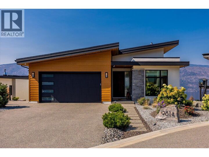 Property Photo:  9814 Beacon Hill Crescent  BC V4V 0A9 