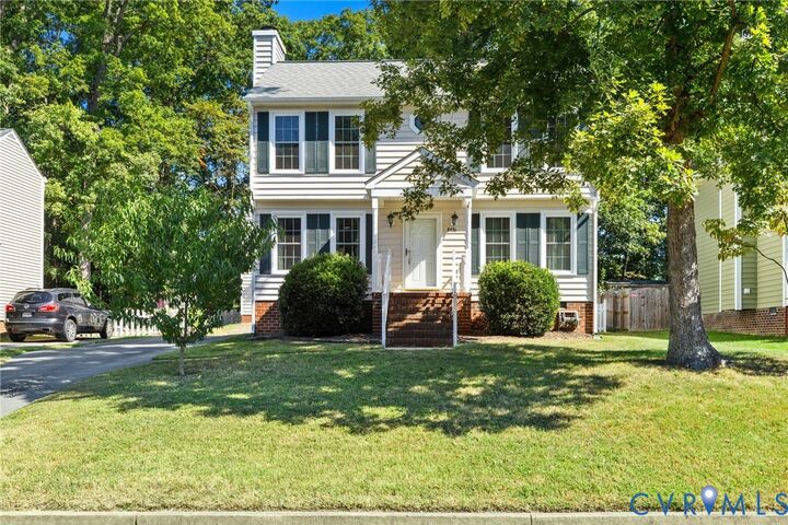 Property Photo:  8936 Castle Point Drive  VA 23060 