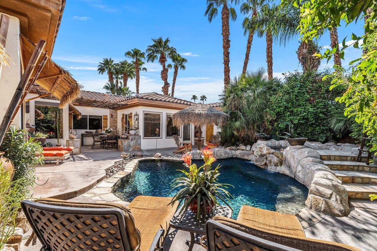 Property Photo: 20 Paseo Montecillo CA 92260