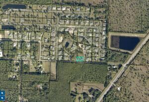 Property Photo:  1005 Steel Court  FL 32583 