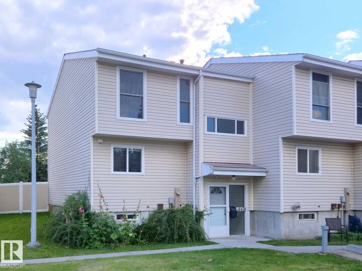 14458 56 Street NW  Edmonton AB T5A 3R1 photo