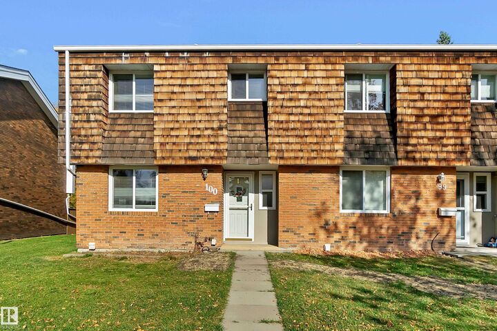 100 Great Oaks  Sherwood Park AB T8A 0V8 photo