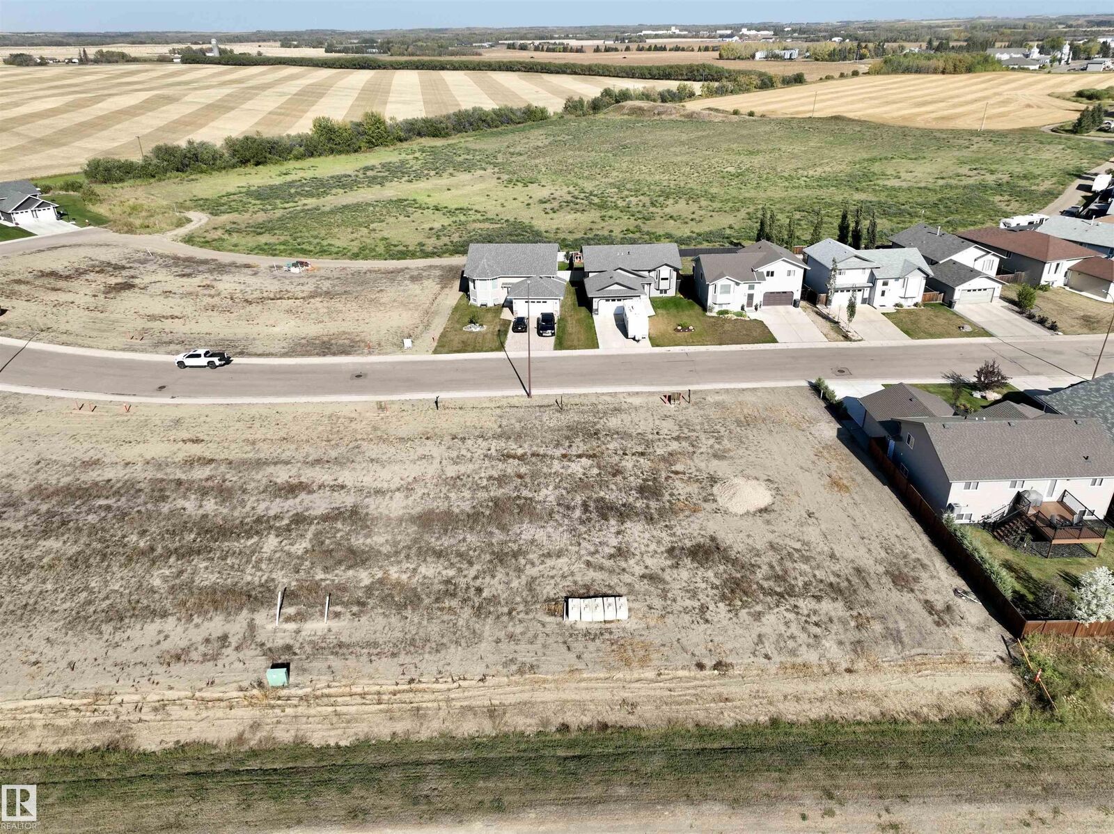 Property Photo:  5553 55 Avenue  AB T0A 3A1 