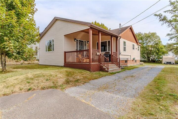 210 Molson Avenue  Saint John NB E2M 3J3 photo