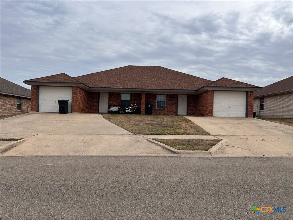 Property Photo:  3802 Pecos Court B  TX 76549 