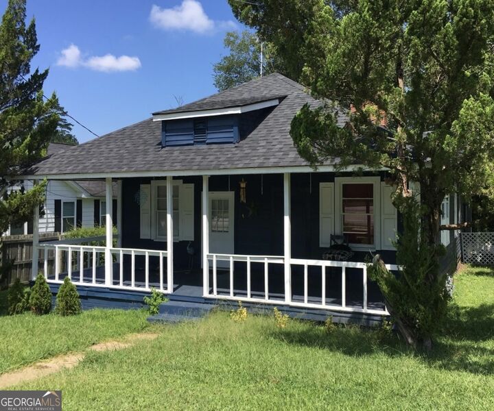 48 S Broad Street  Porterdale GA 30014 photo