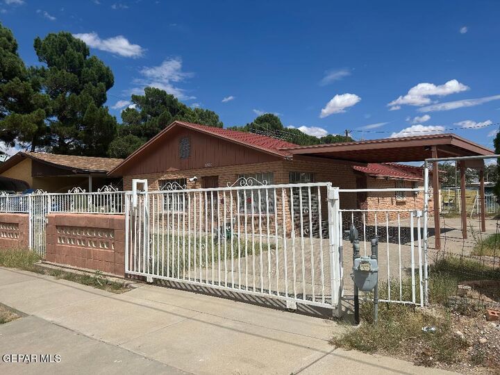 8920 Kenneth Street  El Paso TX 79904 photo