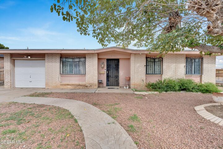 10400 Omega Circle  El Paso TX 79924 photo