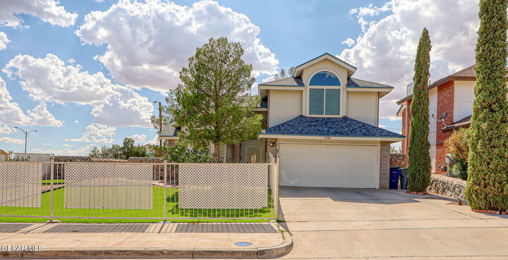 Property Photo:  1301 Tierra Roja Street  TX 79912 