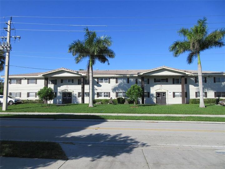 Property Photo:  4240 Woodside Dr 8  FL 33065 