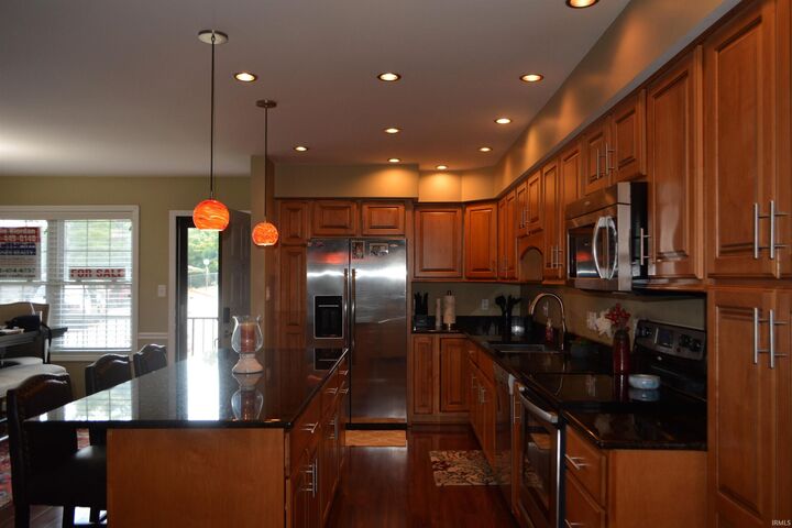 Property Photo:  770 Senate Avenue  IN 47711 