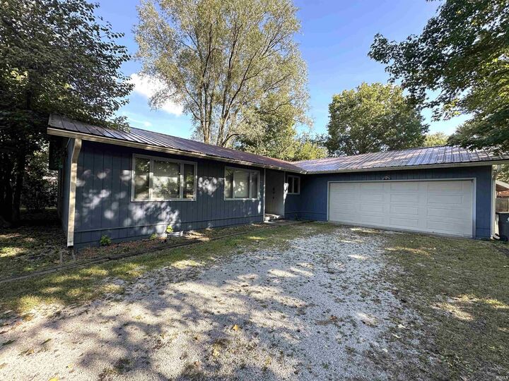 4424 E 10th Street  Bloomington IN 47408-2804 photo