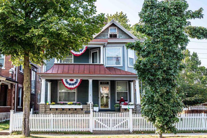 608 N 6th Street  Vincennes IN 47591 photo