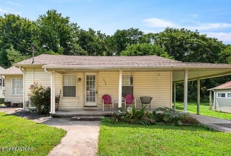 Property Photo:  630 N Front St  TN 37854 
