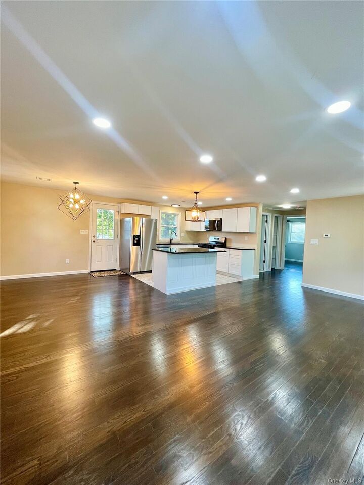 Property Photo:  5 Bordens Road  NY 10933 