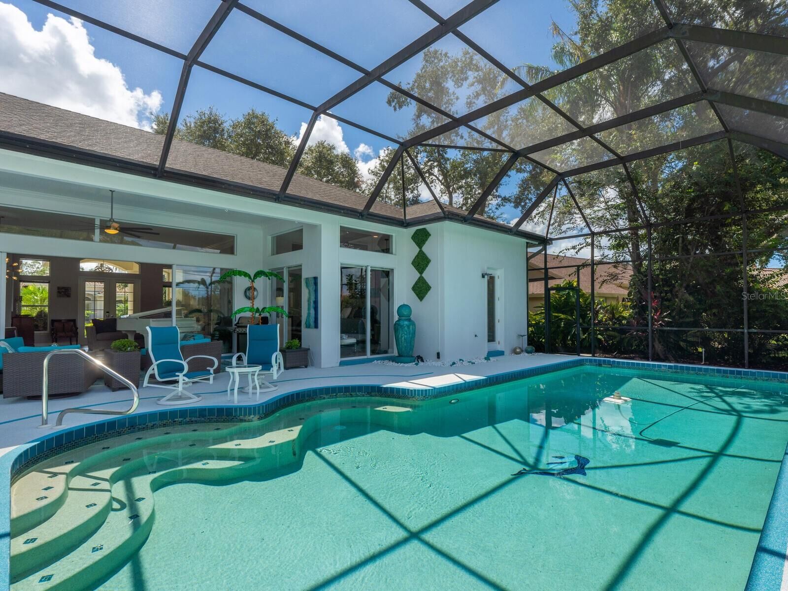 Property Photo:  8687 Woodbriar Drive  FL 34238 