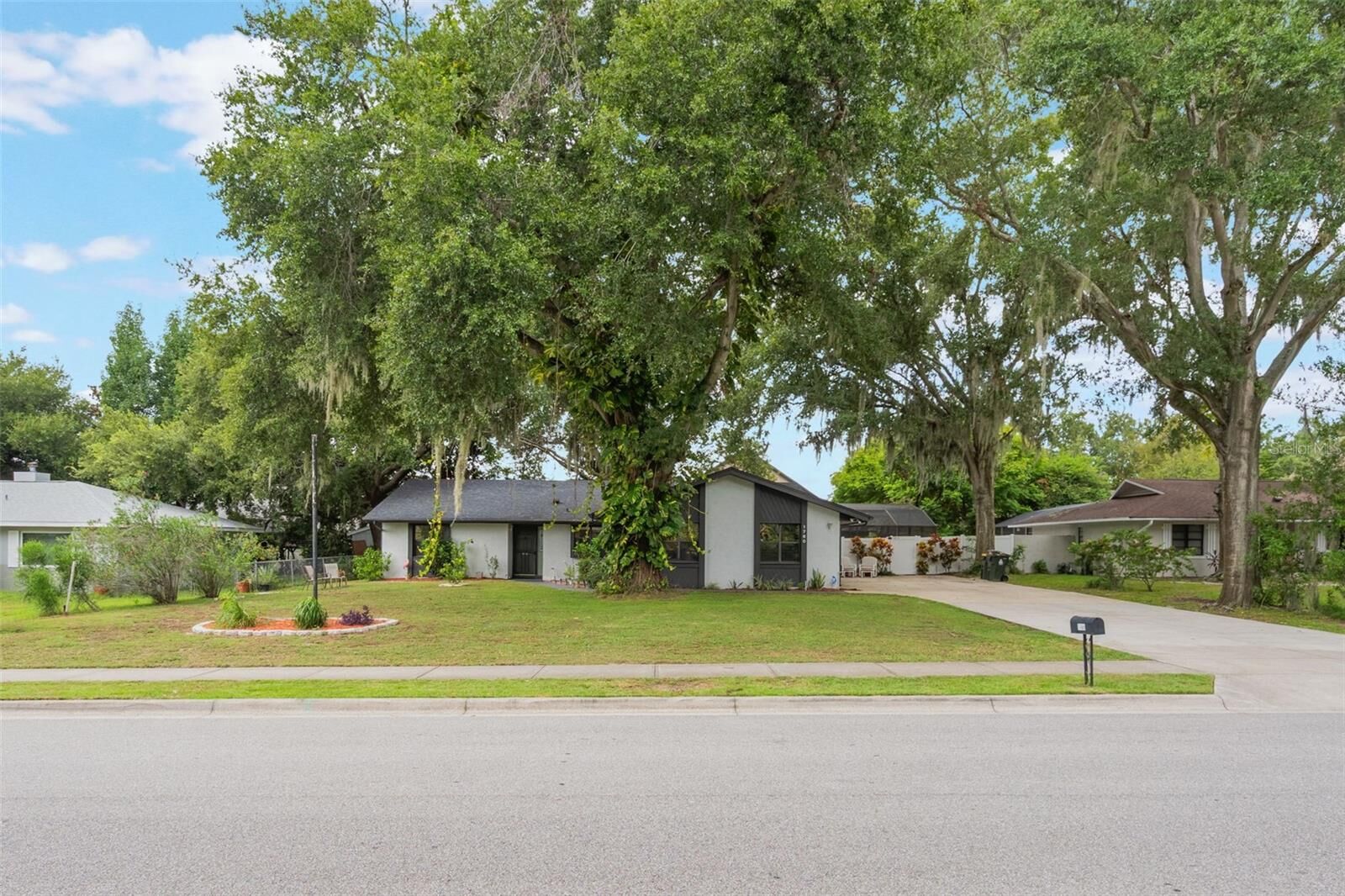 Property Photo: 1760 12th Street FL 34711