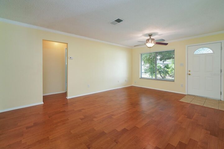 Property Photo:  4807 Gorvale Lane  FL 32821 