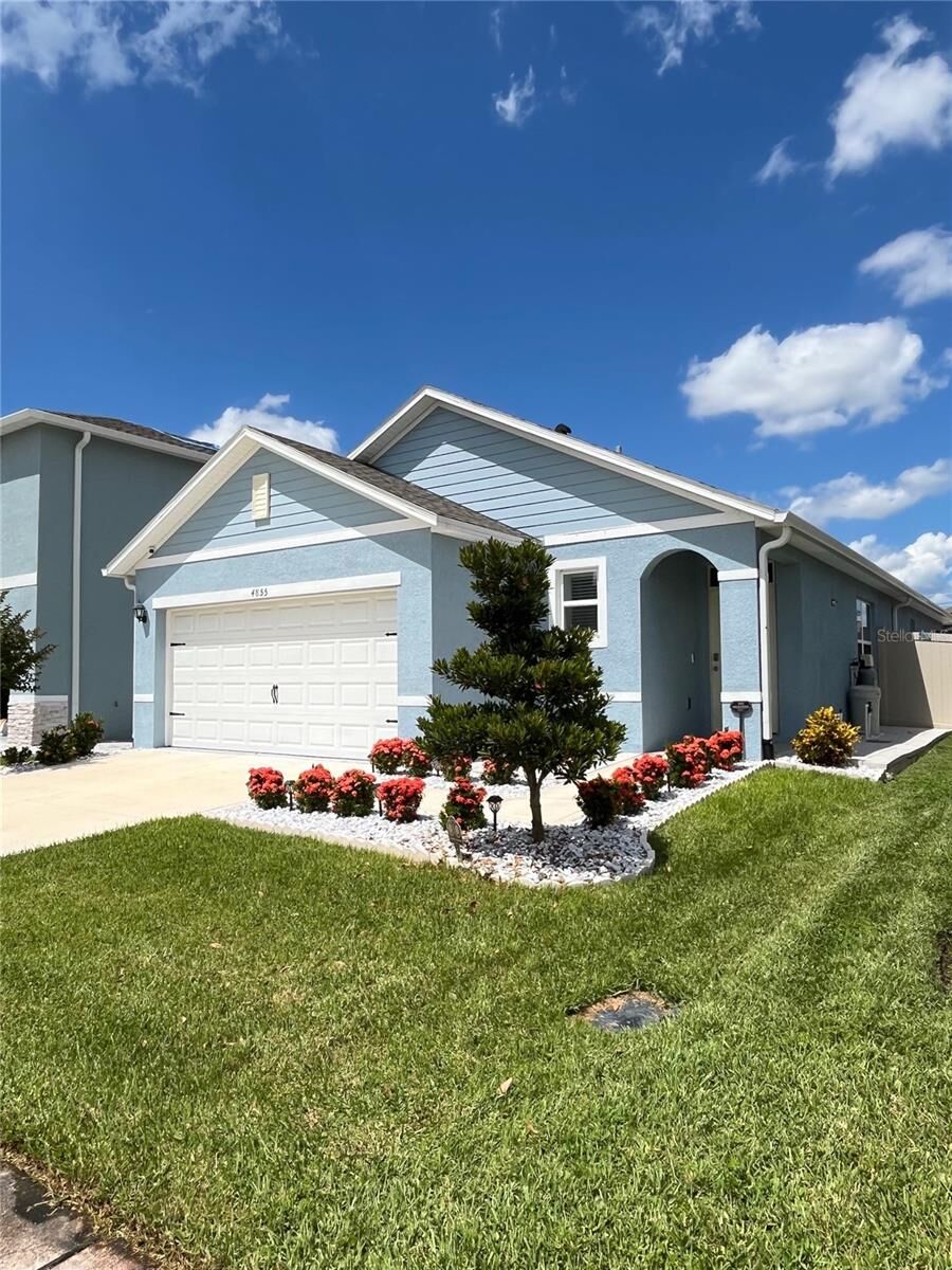 Property Photo: 4855 Cranberry Way FL 33811