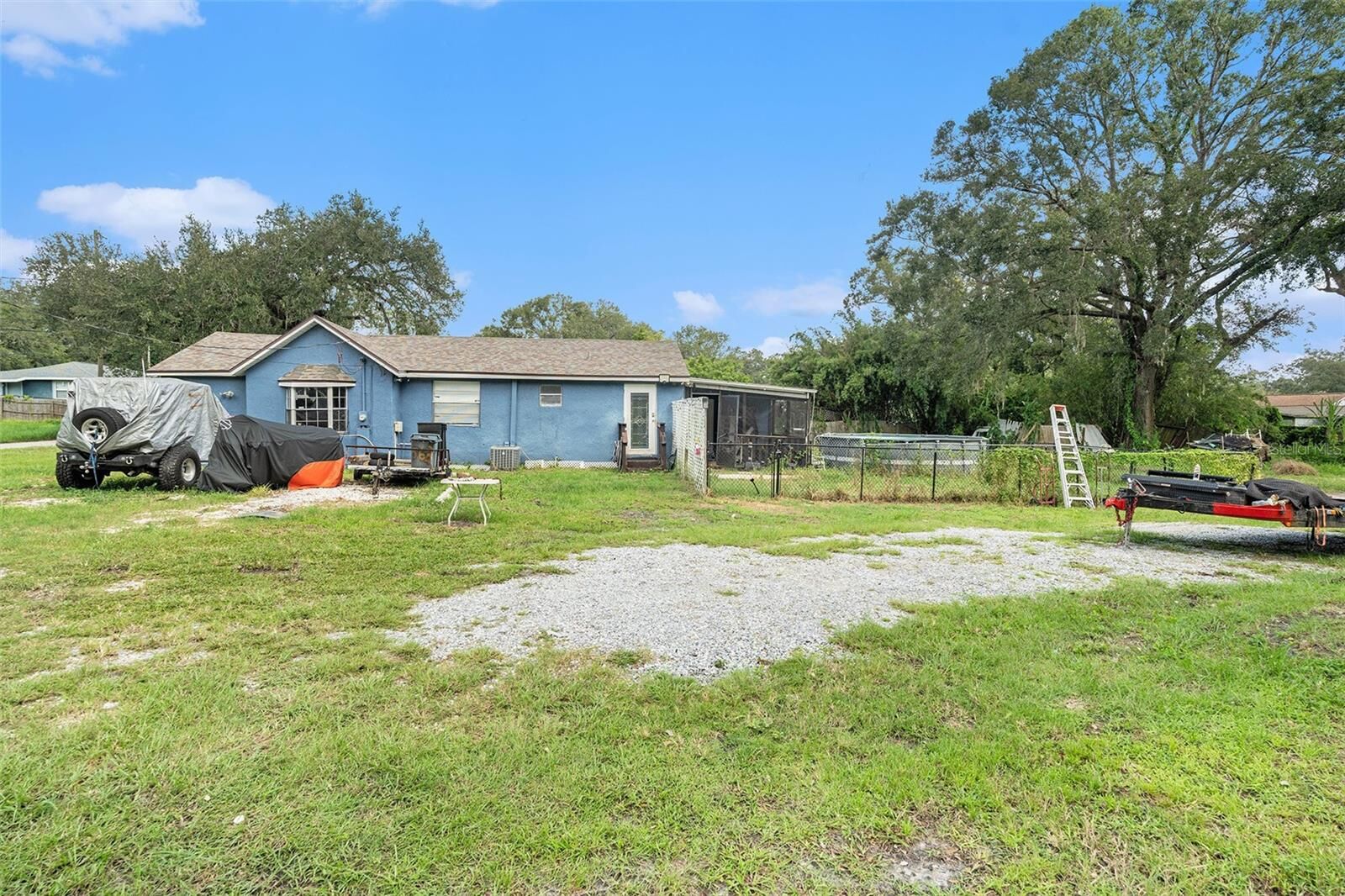 Property Photo: 3007 N 76th Street FL 33619