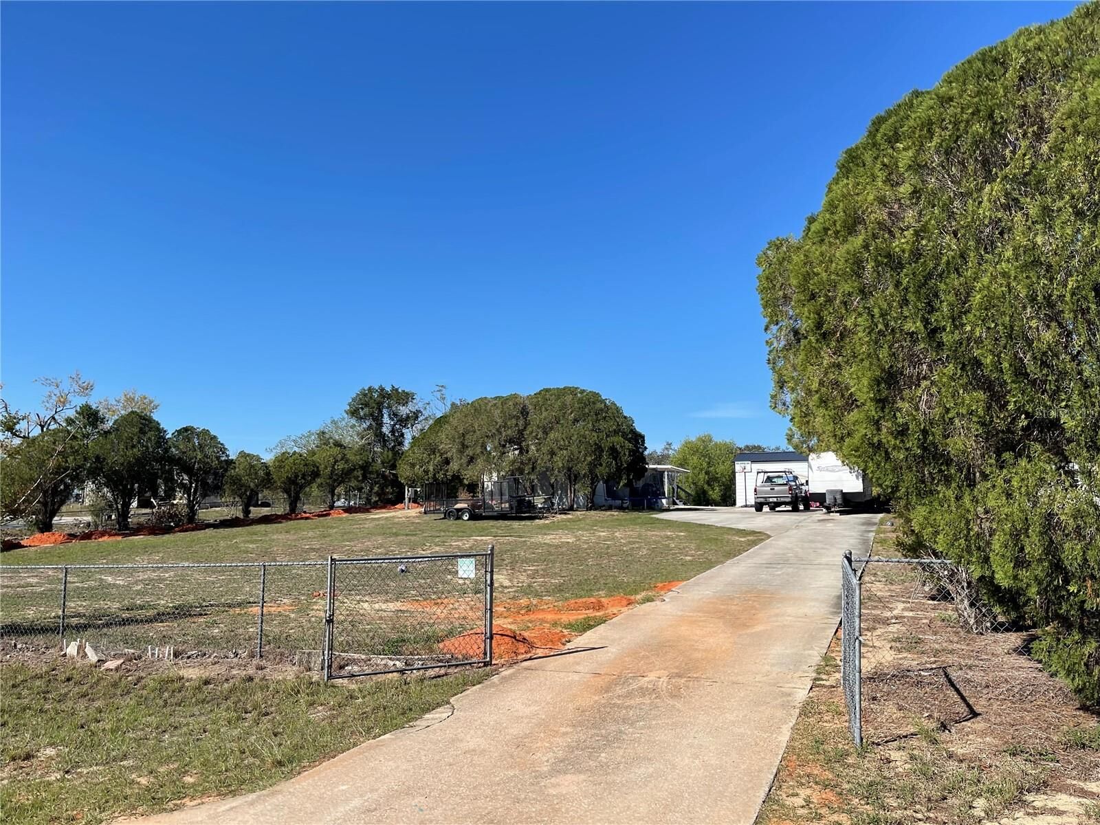Property Photo:  3819 Rolling Hills Court W  FL 33898 