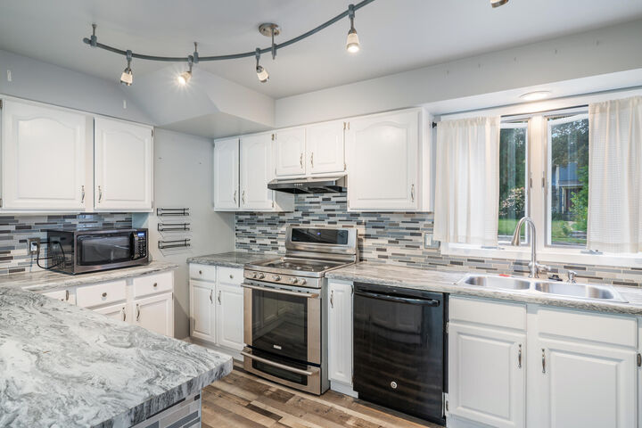 Property Photo: 105 N Park Pl WI 53073