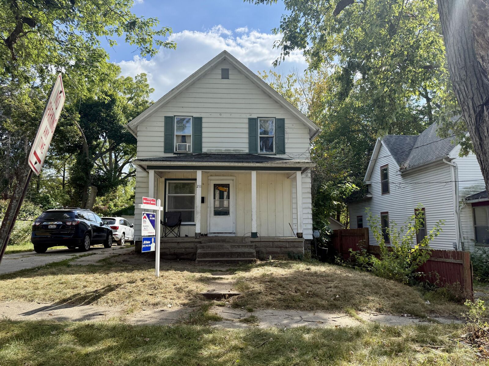 Property Photo:  211 Wall Street  MI 49203 
