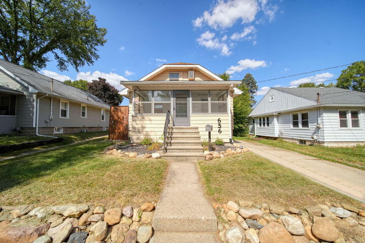 Property Photo:  636 Madison Street  MI 49202 