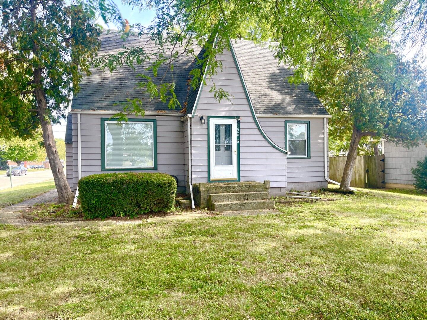 Property Photo: 1668 Chartres Street IL 61301