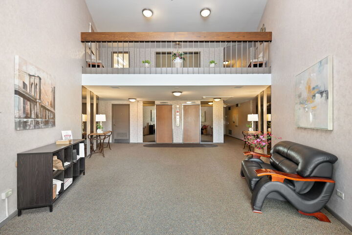 Property Photo:  18400 Cherry Creek Drive 109  IL 60430 