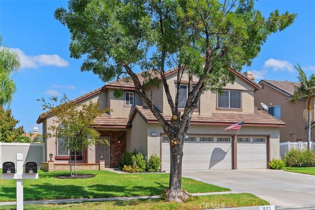 Property Photo:  431 Redwing Drive  CA 92882 