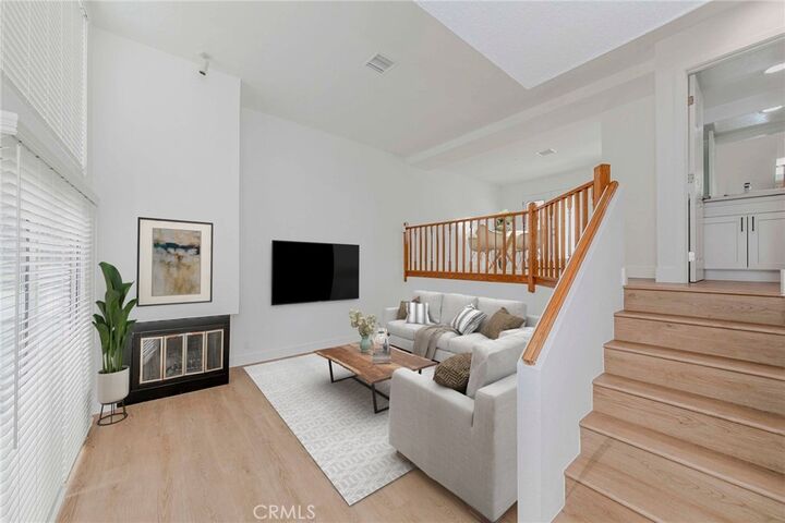 Property Photo: 1929 E Washington Avenue 2 CA 91104