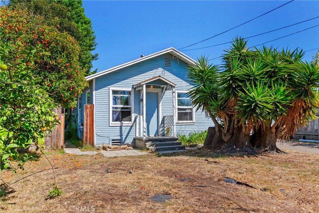 Property Photo:  147 11th Street S  CA 93433 