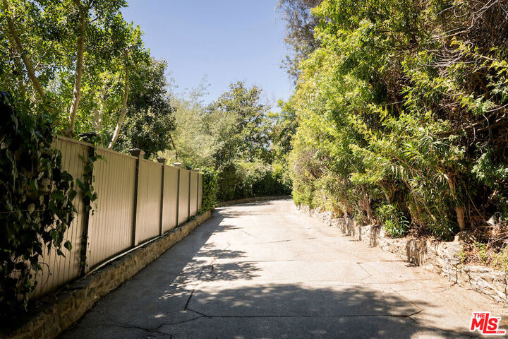 Property Photo:  10934 Bellagio Road  CA 90077 