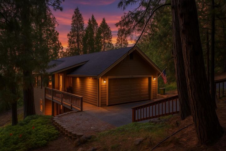 Property Photo:  762 Sugarbush Lane  CA 95247 