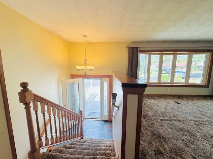 Property Photo: 571 Hillcrest Dr PA 18848