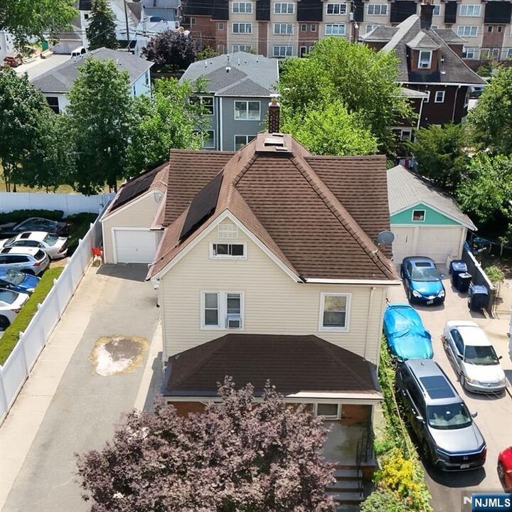 Property Photo:  309 Lookout Avenue  NJ 07601 