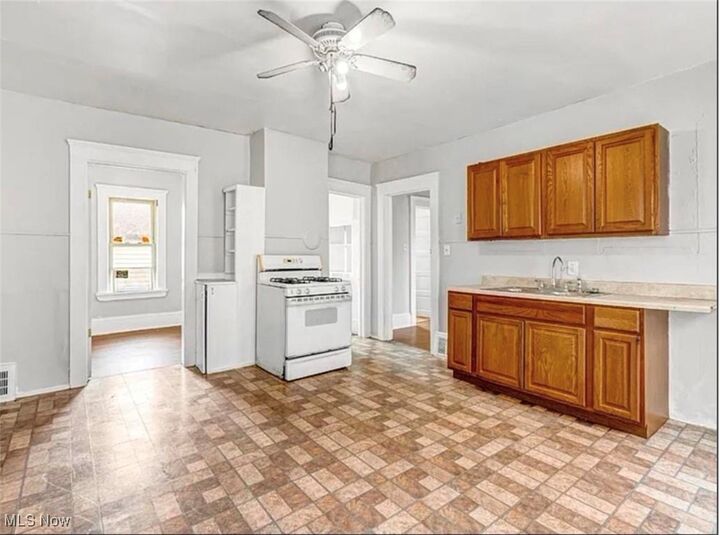 Property Photo: 3635 E 49th Street Up OH 44105