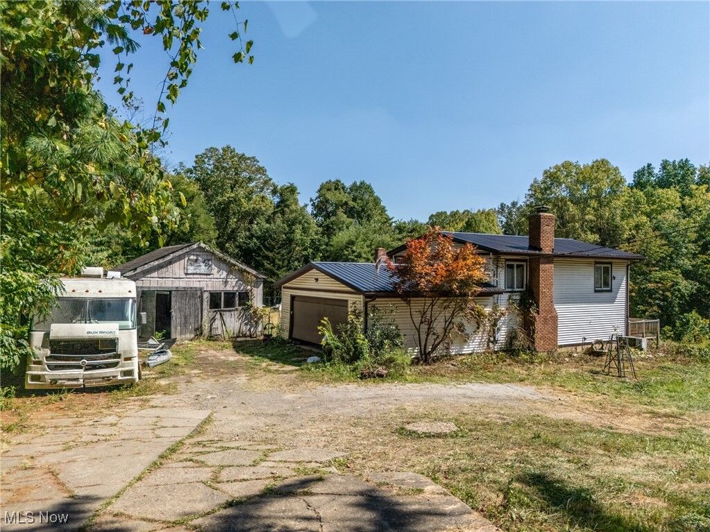 Property Photo:  5434 Briggle Avenue SW  OH 44626 